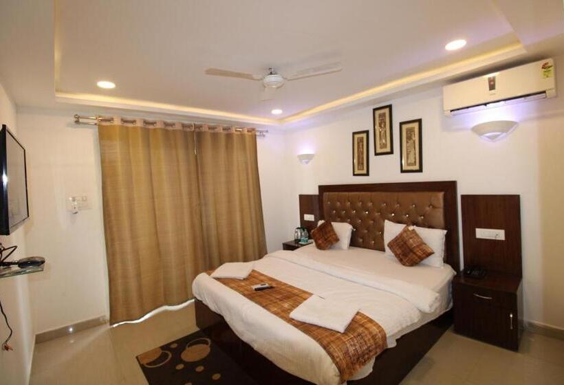 Arabian Sands Beach Resort