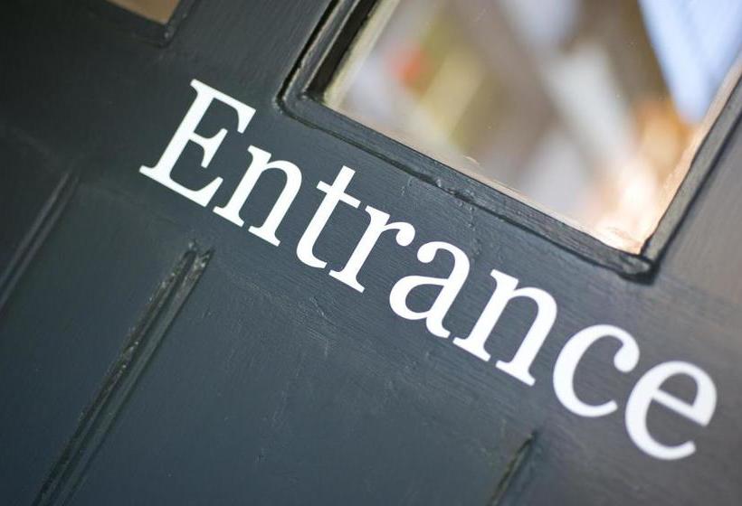 مبيت وإفطار 27 The Terrace