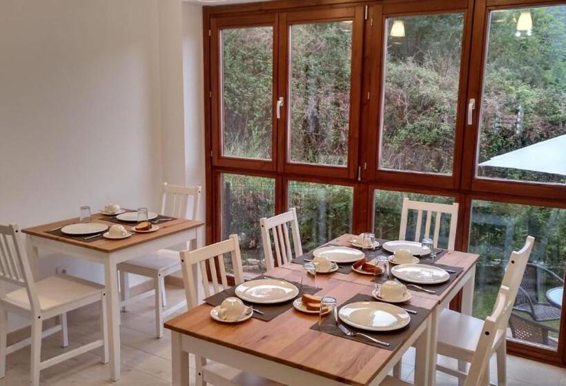 住宿加早餐  El Cuadron