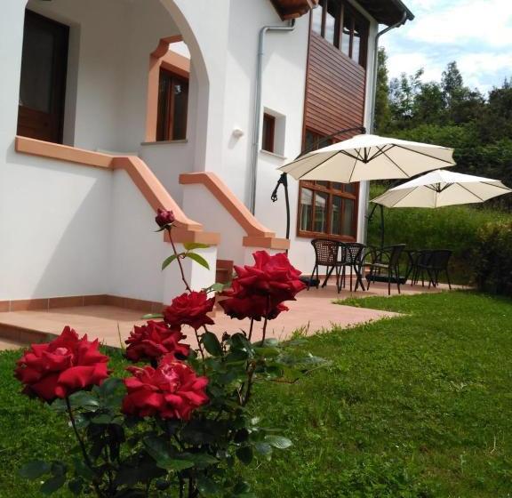 住宿加早餐  El Cuadron