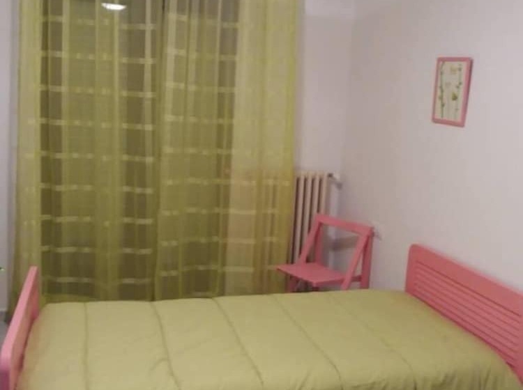 Пансион Hostal Restaurante Tanis