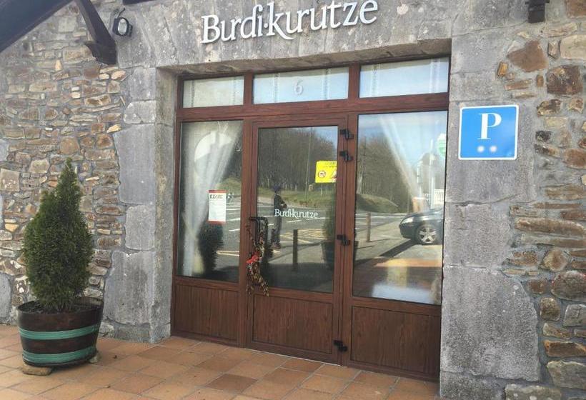 Burdi  Kurutze Pensión