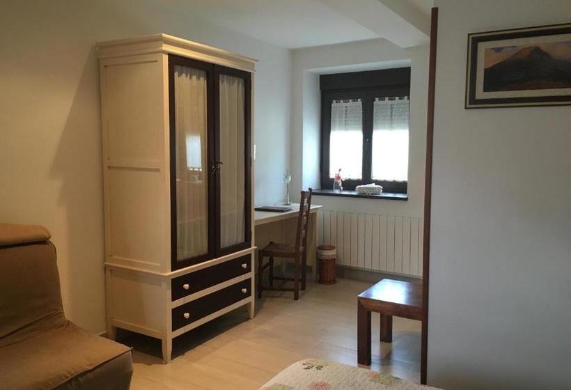 Burdi  Kurutze Pensión