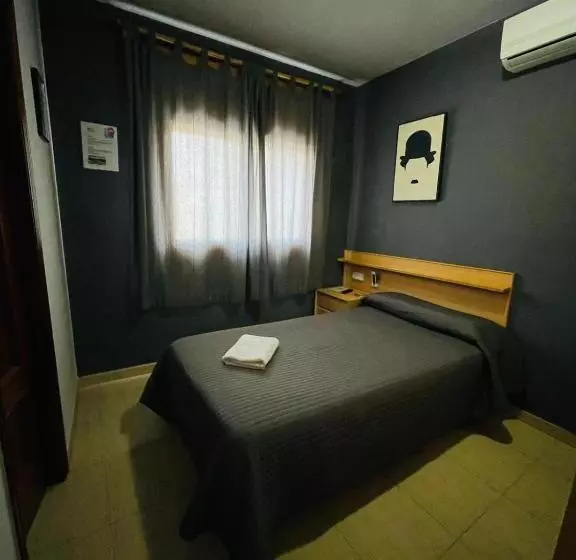 Retkeilymaja Hostal Del Carmen