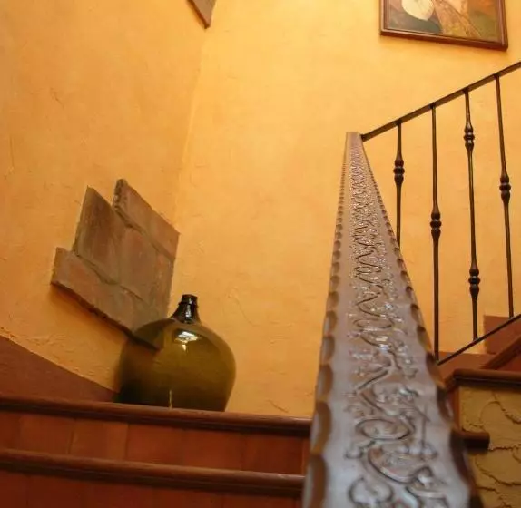 Retkeilymaja Posada La Gatera