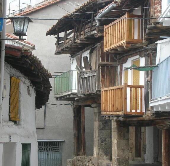 فندق صغير Posada La Gatera