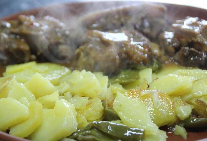 پانسیون Hostal El Desvío