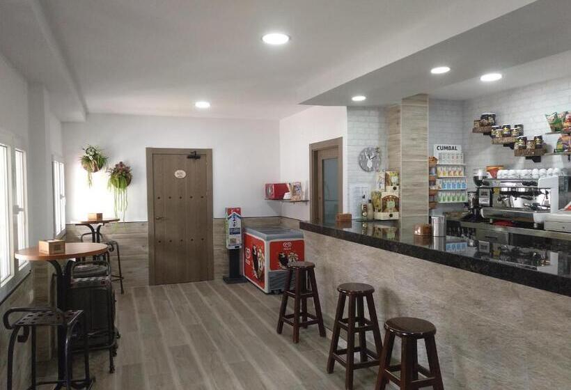 پانسیون Hostal El Desvío