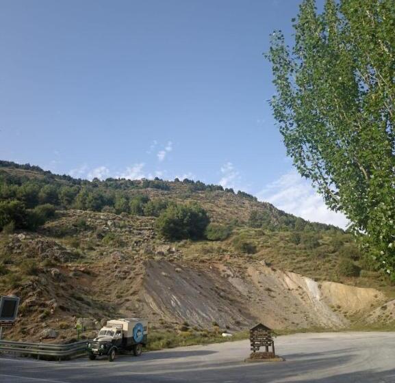 پانسیون Hostal El Desvío