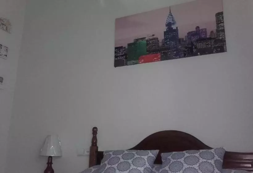 Pension Hostal Emiros