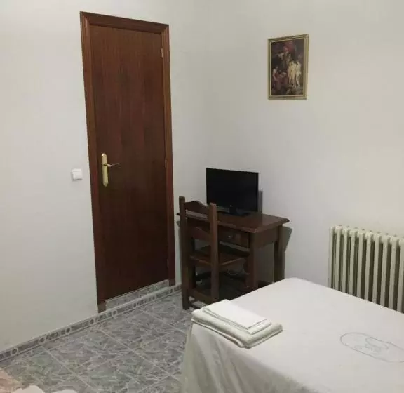 Pension Hostal Emiros