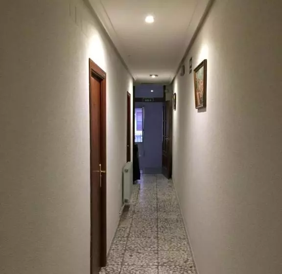 Pension Hostal Emiros