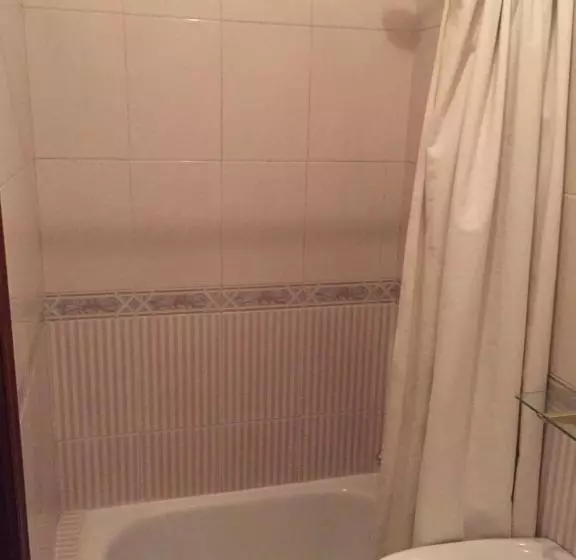 Pension Hostal Emiros