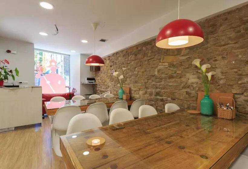 Albergue De Pamplona Iruñako