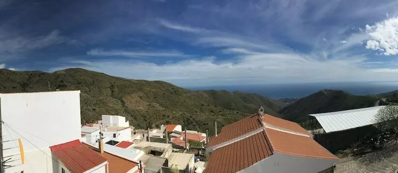 Retkeilymaja Posada La Primera Sonrisa