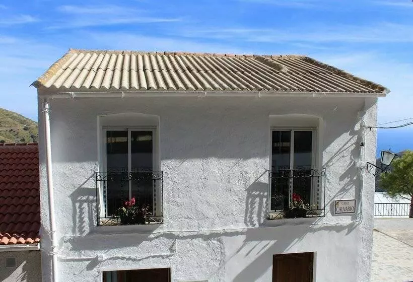 Retkeilymaja Posada La Primera Sonrisa
