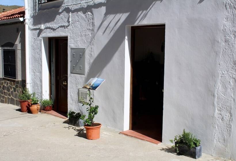 Общежитие Posada La Primera Sonrisa