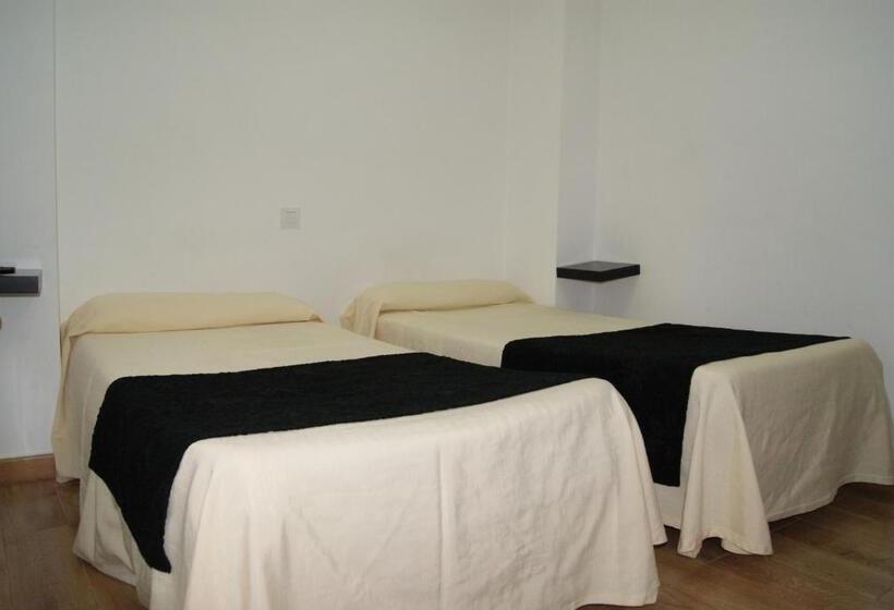 펜션 Habitaciones El Escorial