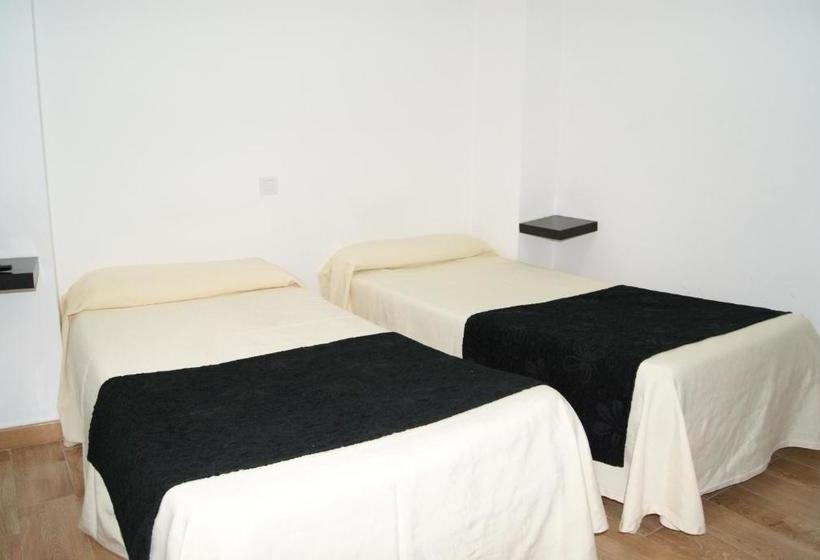 펜션 Habitaciones El Escorial