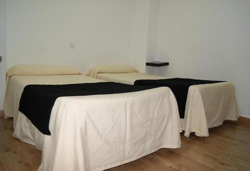 펜션 Habitaciones El Escorial