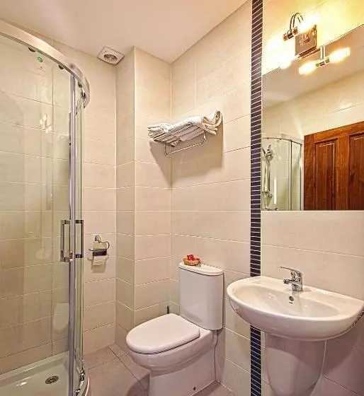 Majatalo Hostal Bar Restaurante La Fuente