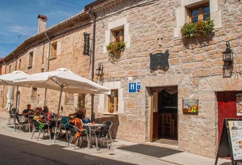 펜션 Hostal Bar Restaurante La Fuente