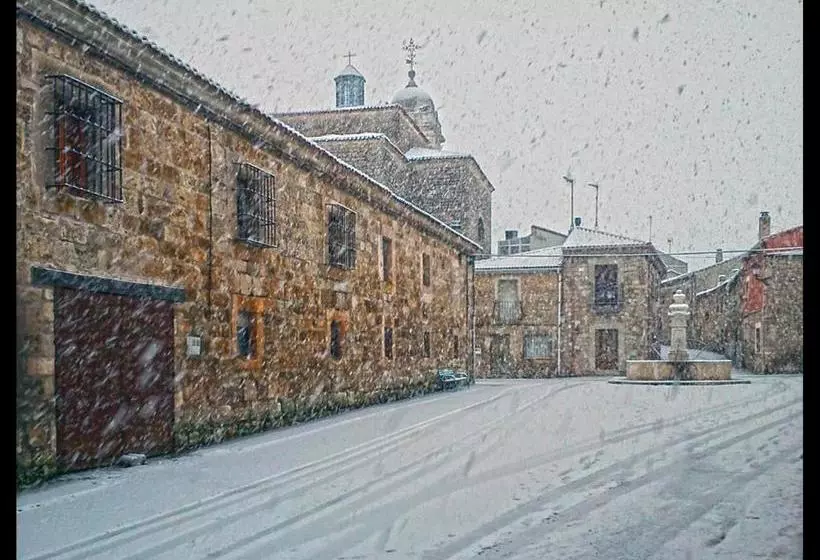 Majatalo Hostal Bar Restaurante La Fuente