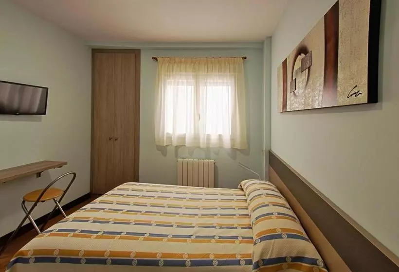 Majatalo Hostal Bar Restaurante La Fuente