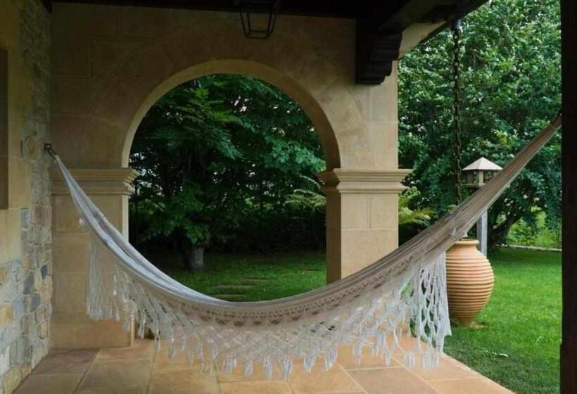 Apartamentos Arcadia