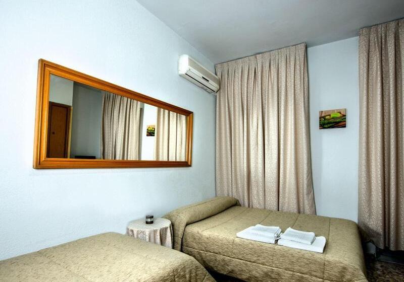 膳宿费 Hostal Santa Barbara