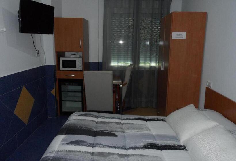 Пансион Hostal Via Del Caminante