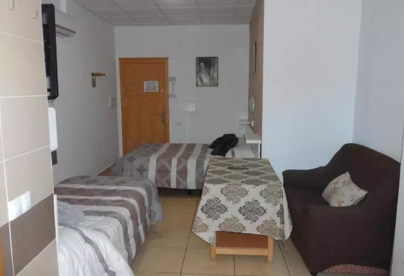 Majatalo Hostal Via Del Caminante