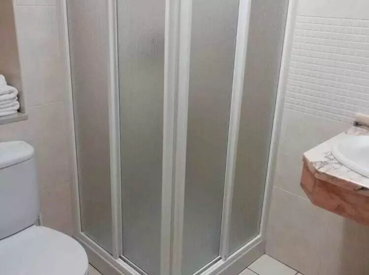 Pensión Residencia Caola