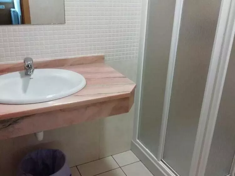 Pensión Residencia Caola