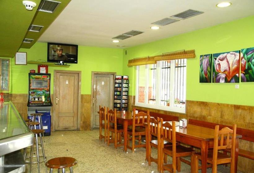 بنسيون Hostal Asturias