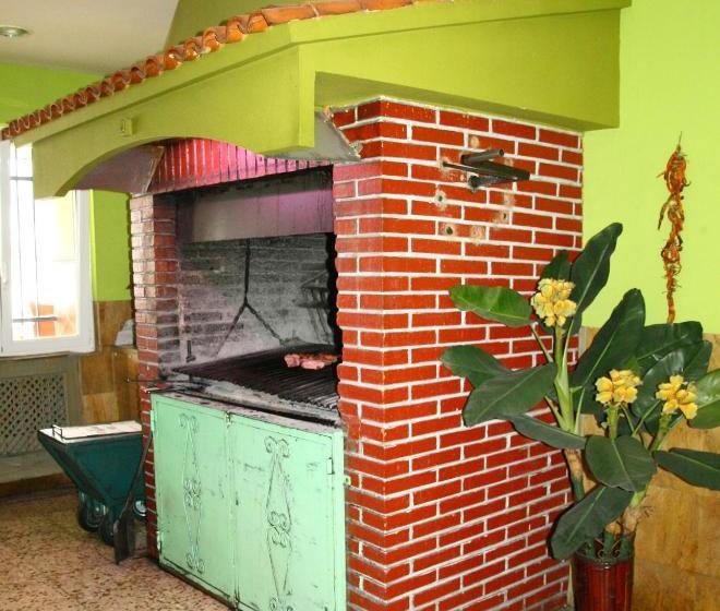 بنسيون Hostal Asturias