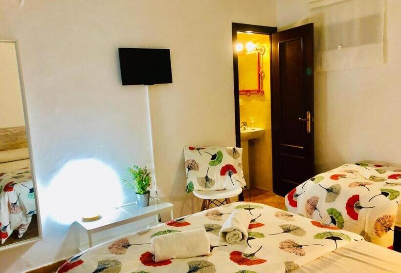 Pensión La Cantarera