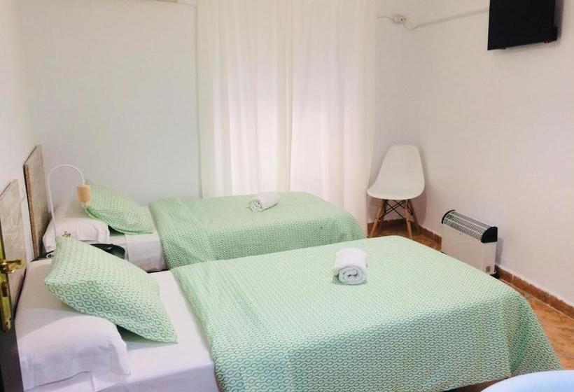 Pensión La Cantarera