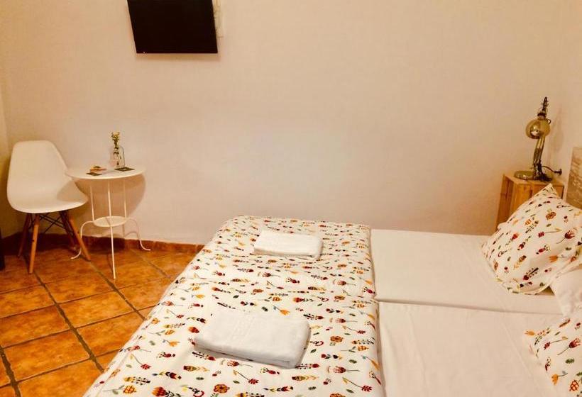 Pensión La Cantarera