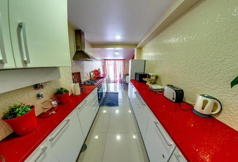 Apartamentos 7 Saias Marginal