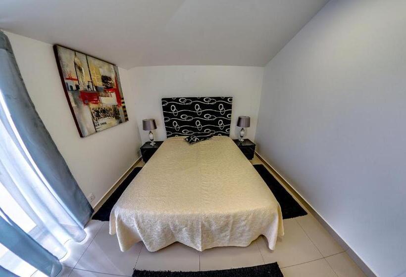 Apartamentos 7 Saias Marginal