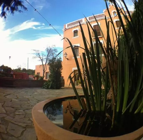 Hotel Mas Figueres