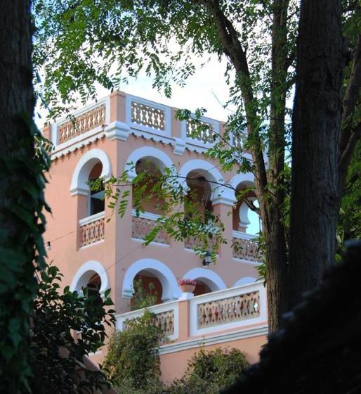 ホテル Mas Figueres