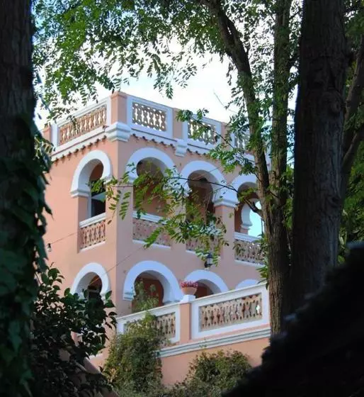 Hotel Mas Figueres