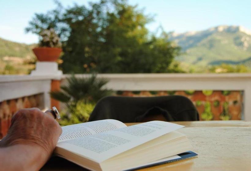 ホテル Mas Figueres