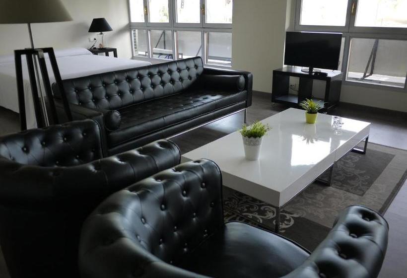 La Portuguesa Apartments