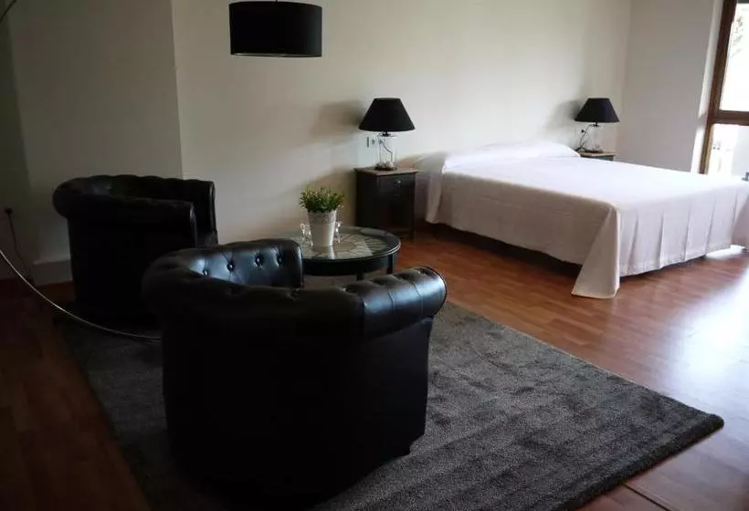 La Portuguesa Apartments