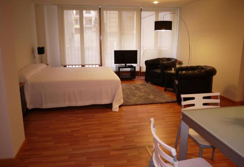 La Portuguesa Apartments