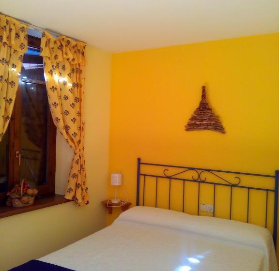 פנסיון Casa Es Neres