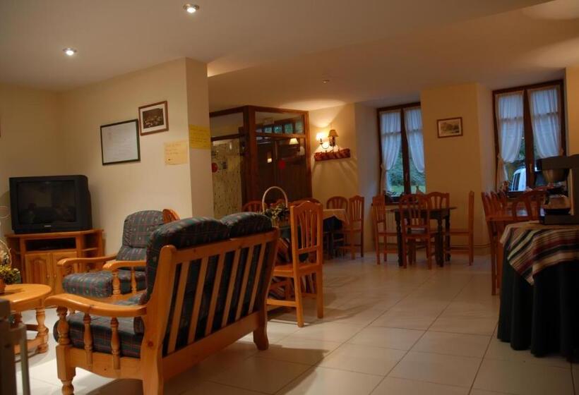 פנסיון Casa Es Neres